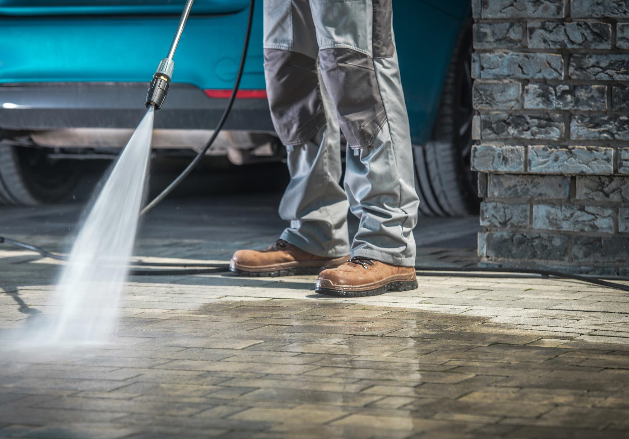 exterior driveway cleaning services